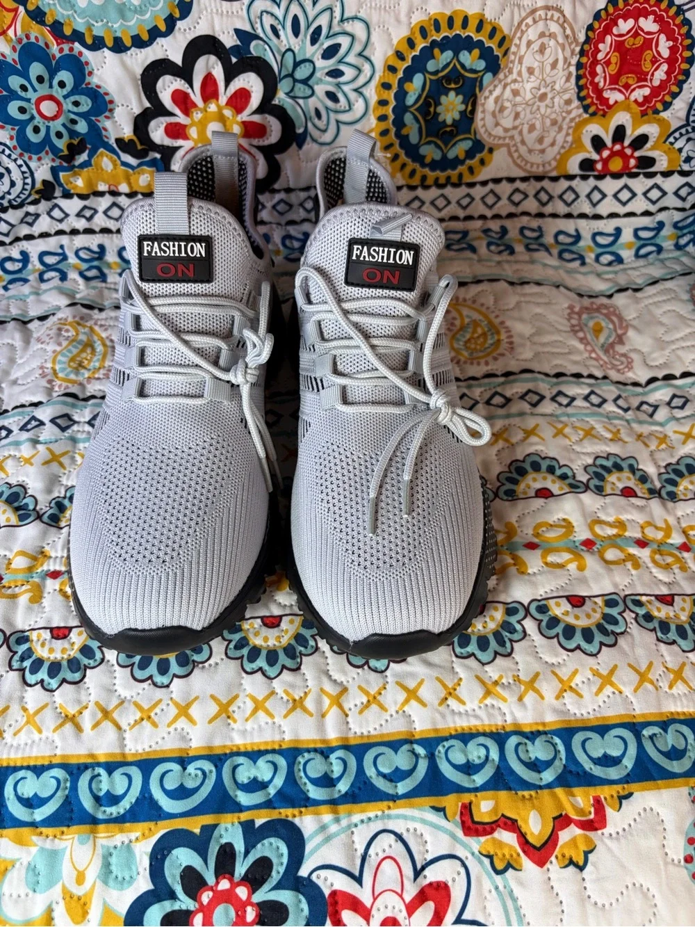 Unbranded Men’s Lightweight Gray Mesh Athletic Sneakers